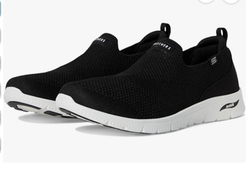 Skechers Arch Fit Refine 2.0 Cascade Women's Shoes- Size 9- Brand New